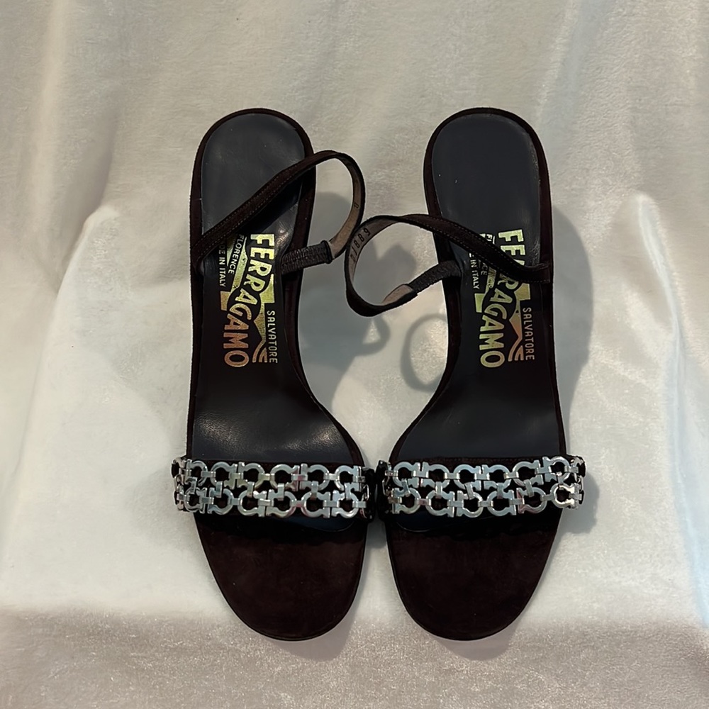 FERRAGAMO HEELS - Picture 3 of 16